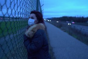 girl-with-mask