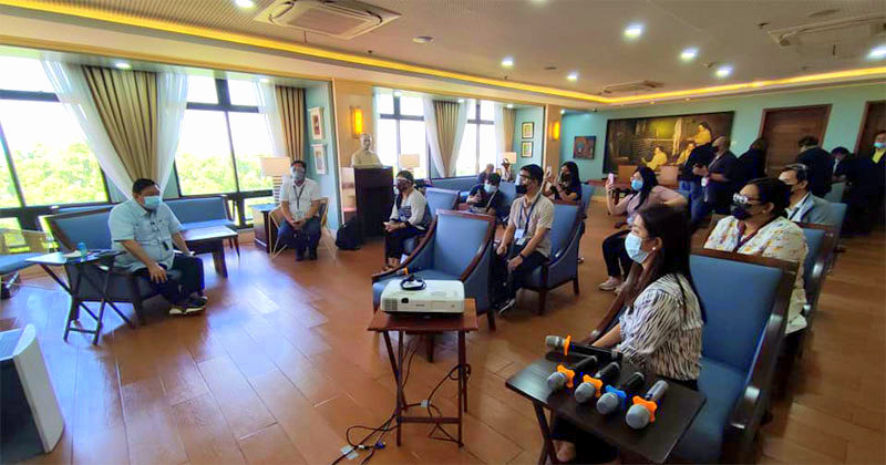 Iloilo Bloggers Society meets Mayor Jerry Trenas on COVID-19 vaccination