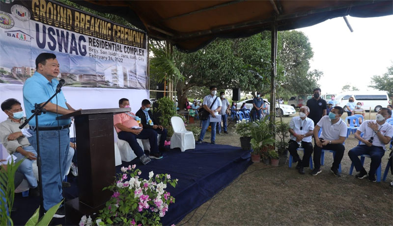 Groundbreaking of low-rise condo for informal settlers in Iloilo City.