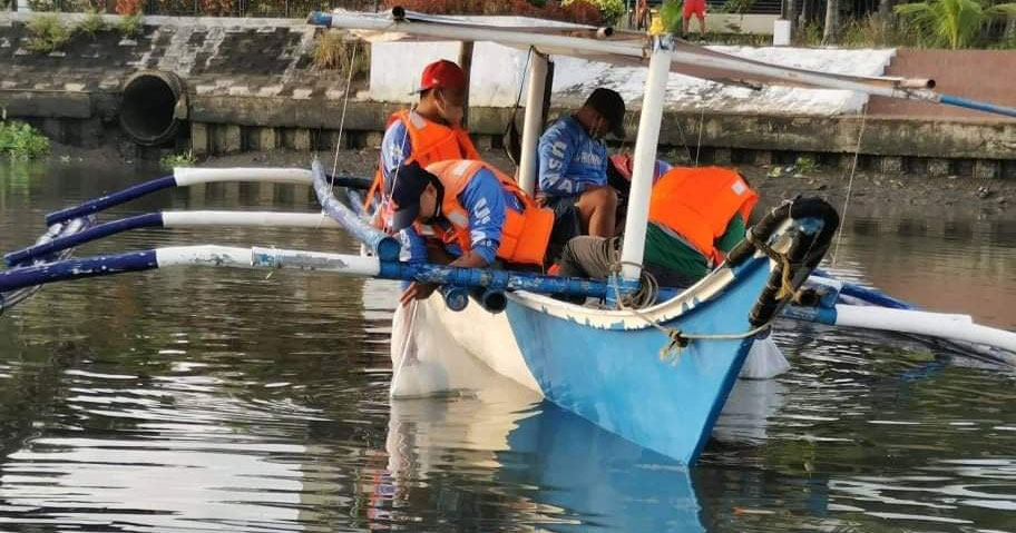 Iloilo City releases 1,847 bulgan fingerlings in Iloilo River.