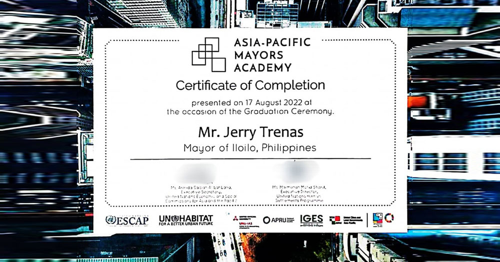 Mayor Jerry Trenas certificate after completion of Asia-Pacific Mayors Academy