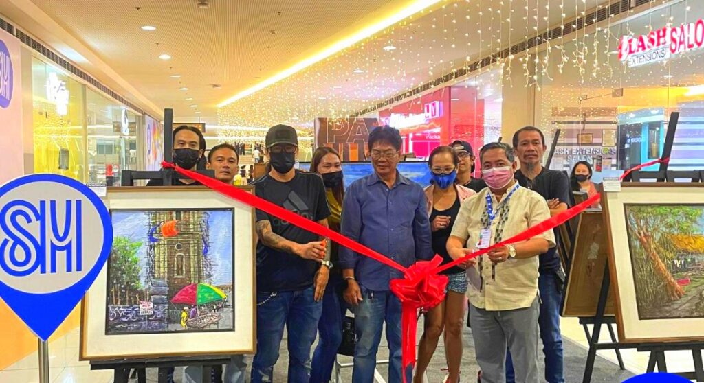 'Panurukan' exhibit by Jonathan Arro opens at SM City Iloilo.