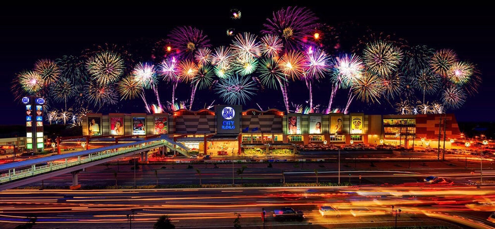 SM City Iloilo fireworks