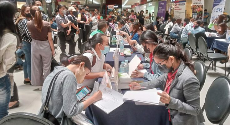 PESO Paraw Job Fair at SM City Iloilo