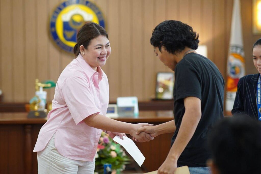 financial assistance to pwd scholars