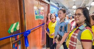 Iloillo City Library sa Merkado